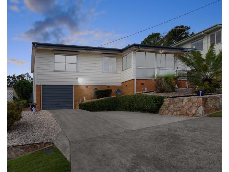 13 Dalkeith Street, Chermside West QLD 4032