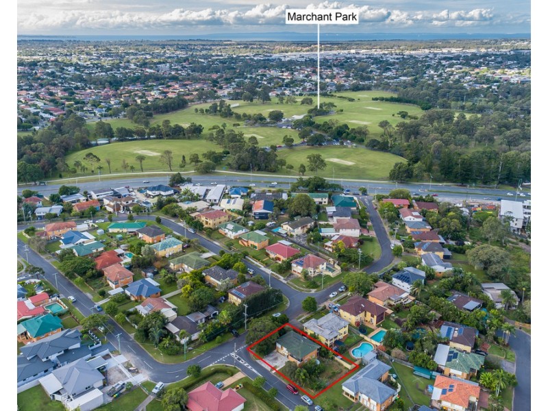 9 Galena Street, Chermside QLD 4032