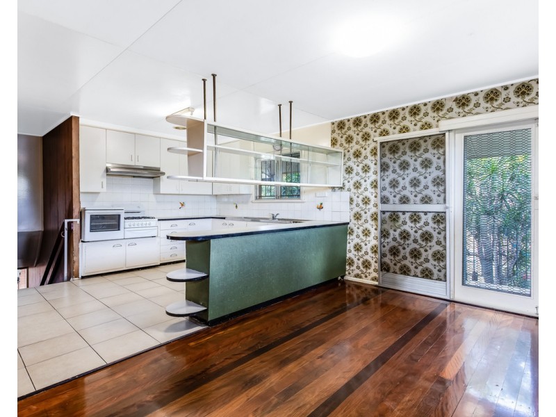 9 Galena Street, Chermside QLD 4032