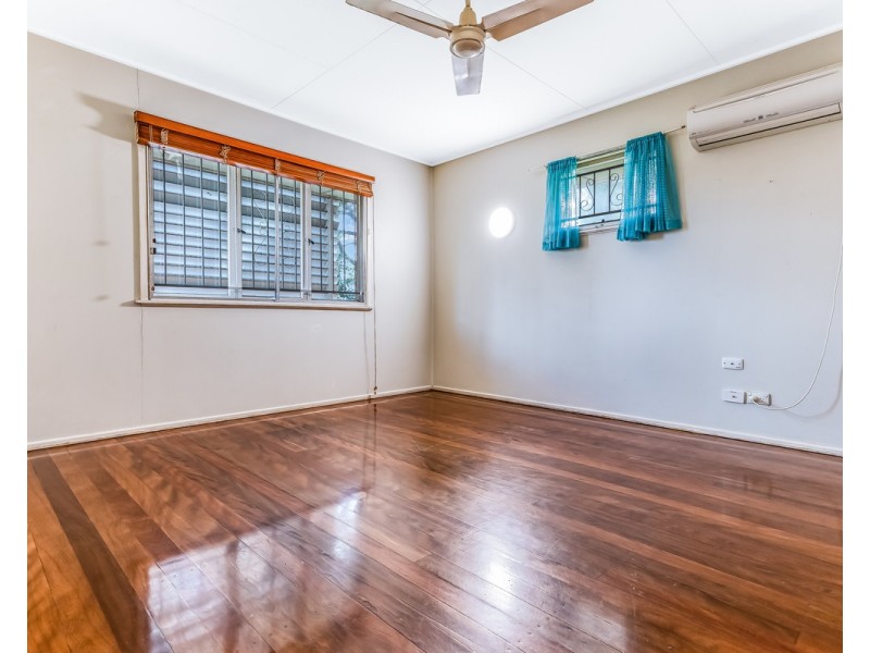 9 Galena Street, Chermside QLD 4032