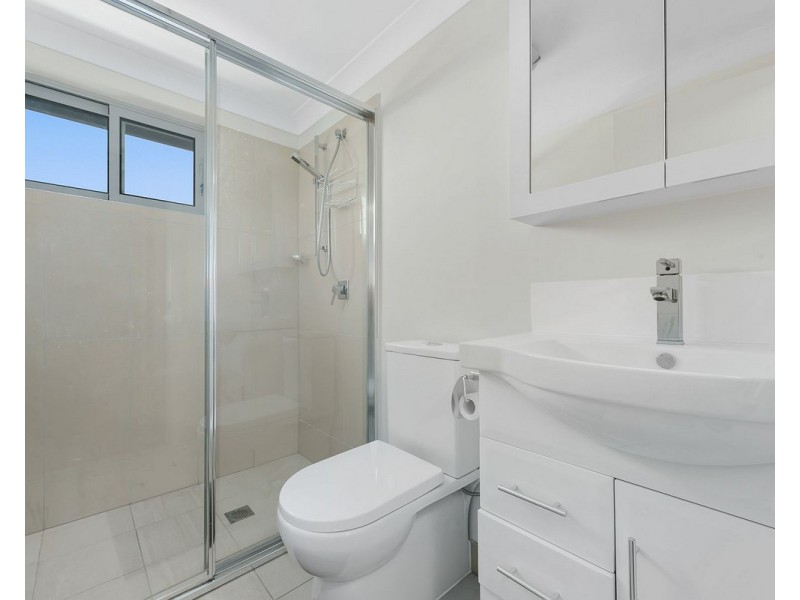 3/42 Curwen Terrace, Chermside QLD 4032