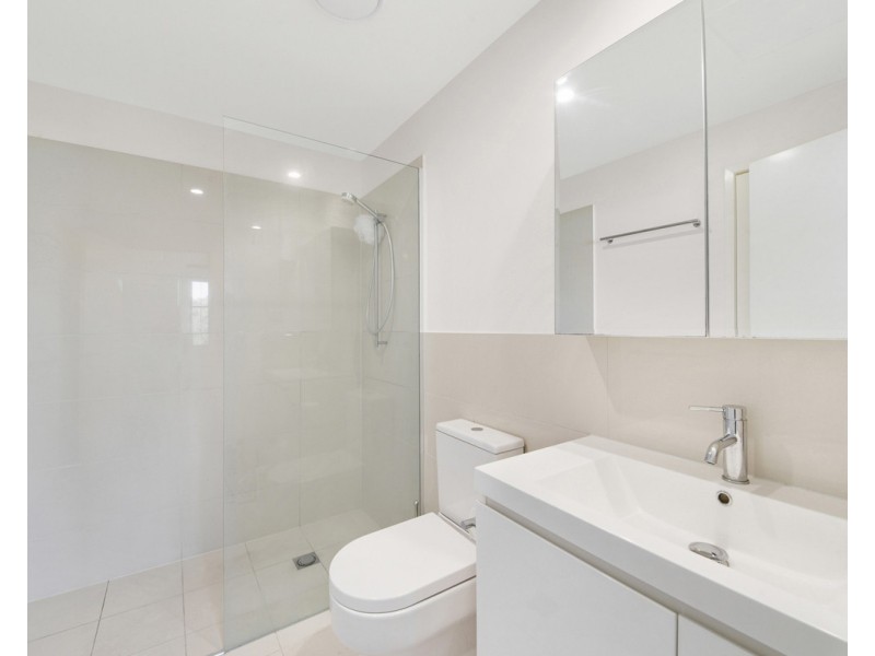 210/11-17 Ethel Street, Chermside QLD 4032