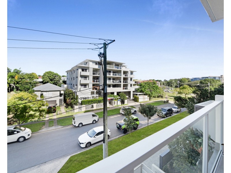 210/11-17 Ethel Street, Chermside QLD 4032