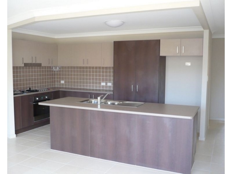6 Fabian Place, Bracken Ridge QLD 4017