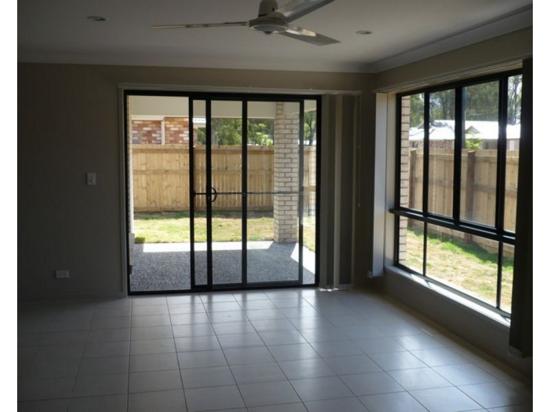 6 Fabian Place, Bracken Ridge QLD 4017