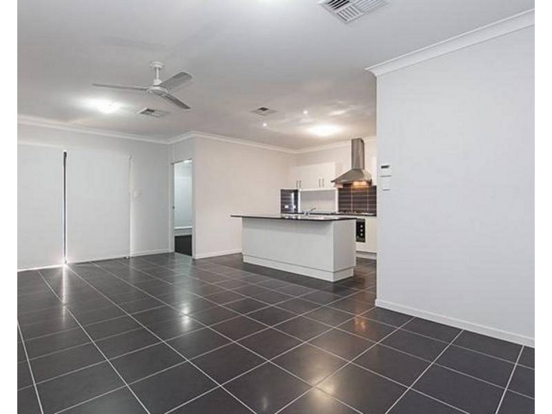 8 Walter Street, Virginia QLD 4014