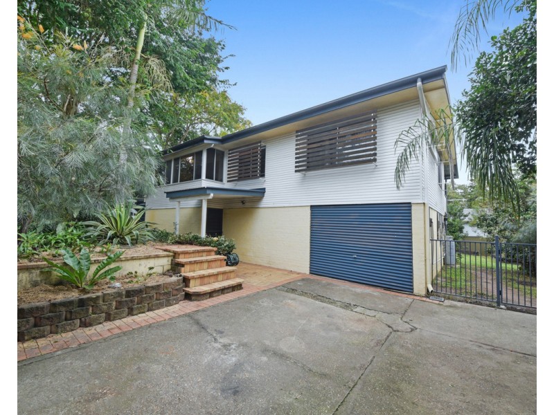 239 Patricks Road, Ferny Hills QLD 4055