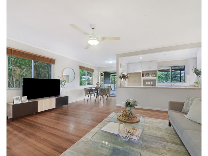 239 Patricks Road, Ferny Hills QLD 4055