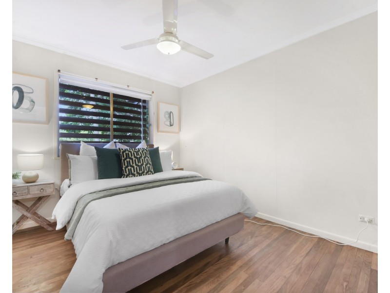 239 Patricks Road, Ferny Hills QLD 4055