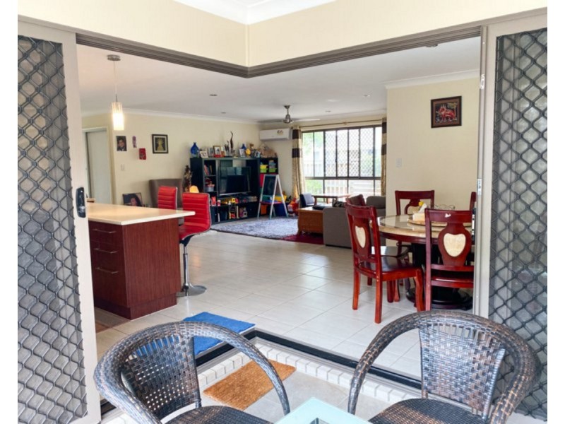 9 Windjana Crescent, Fitzgibbon QLD 4018