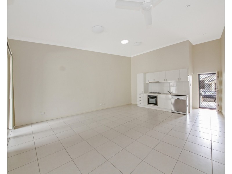 24 Blue Mountains Crescent, Fitzgibbon QLD 4018