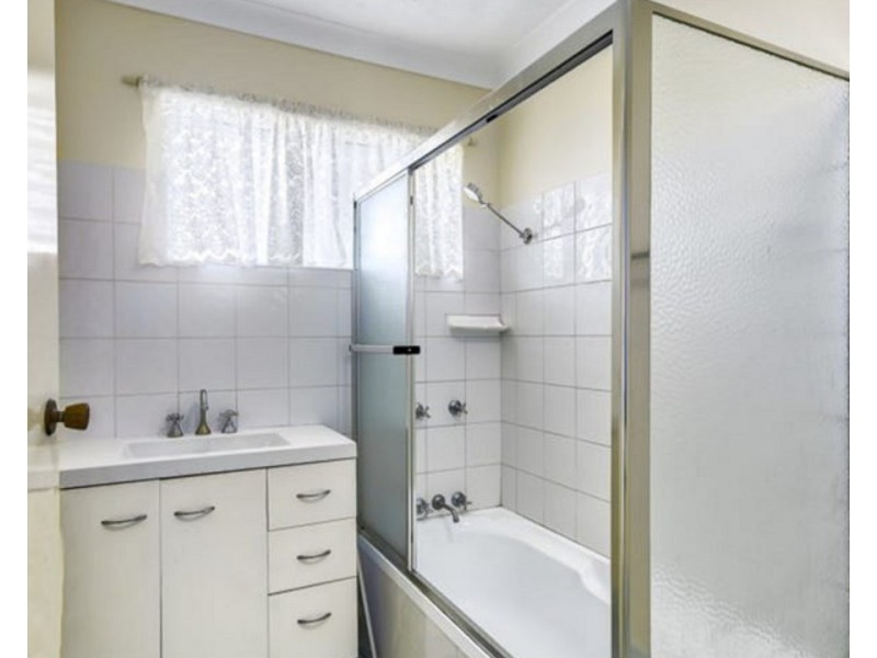 2/120 Stafford Road, Gordon Park QLD 4031