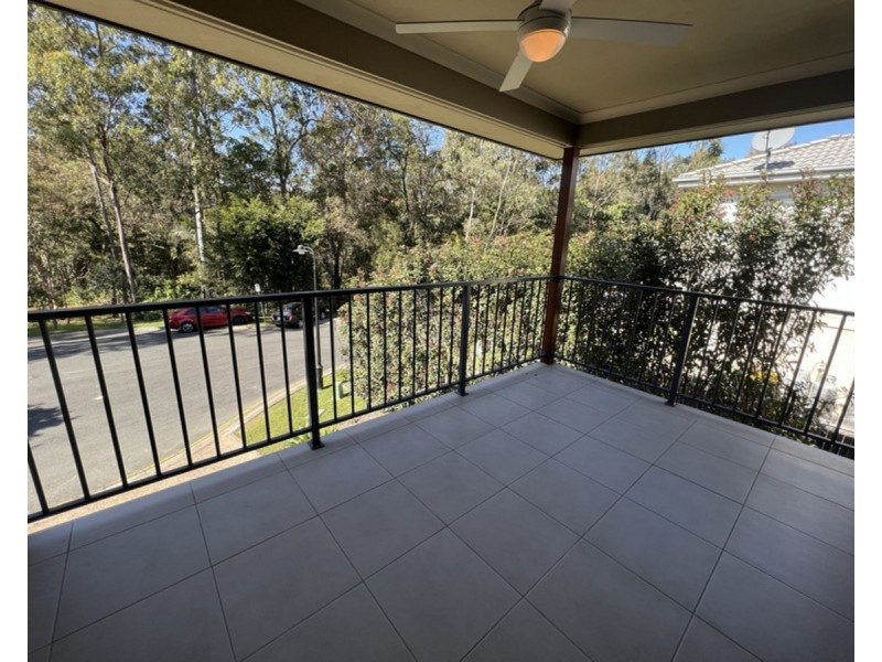 2/19 Creekside Court, Everton Hills QLD 4053