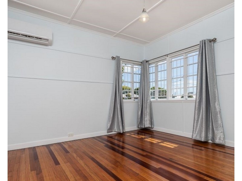 71 Corrie Street, Chermside QLD 4032