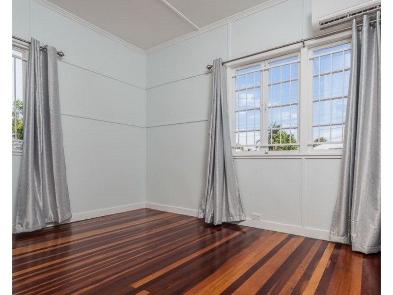 71 Corrie Street, Chermside QLD 4032