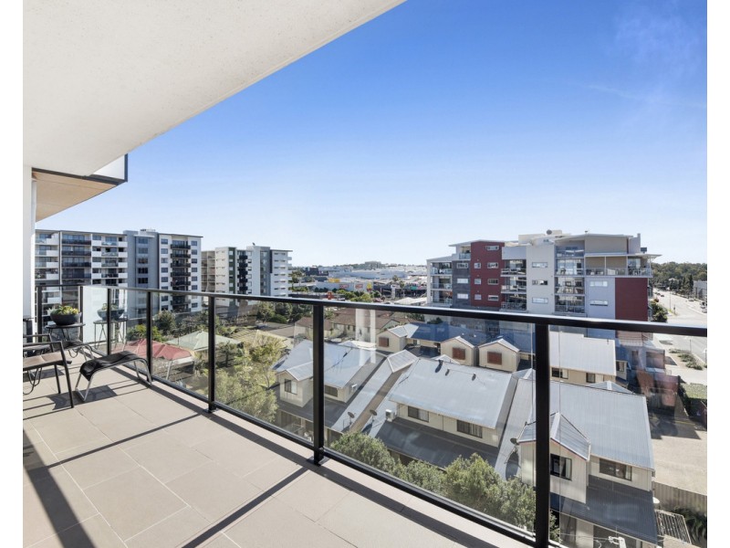 401/27 Kingsmill Street, Chermside QLD 4032