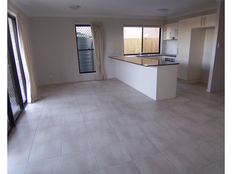 2/203 Gympie Street, Northgate QLD 4013