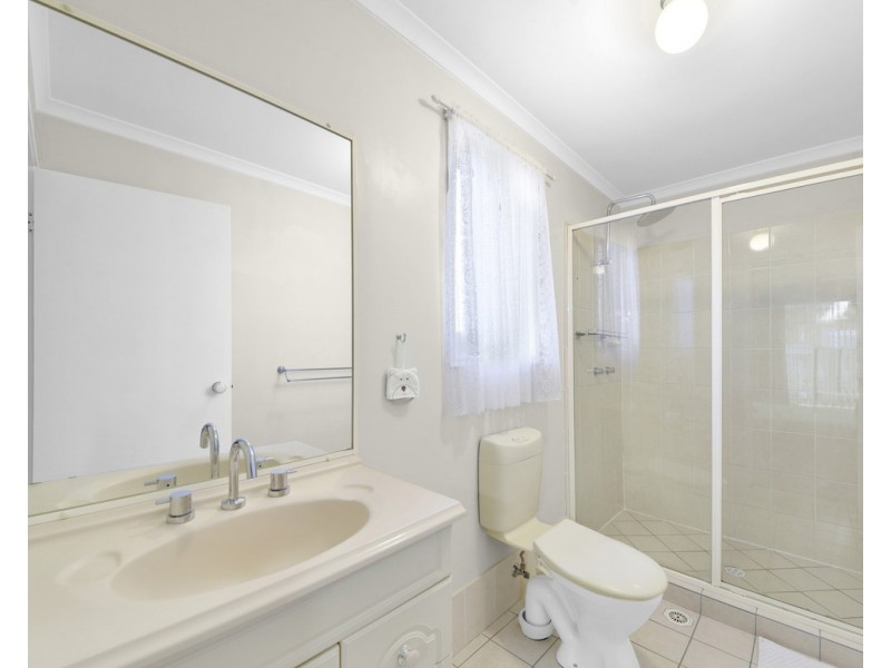 77 Lilly Pilly Crescent, Fitzgibbon QLD 4018