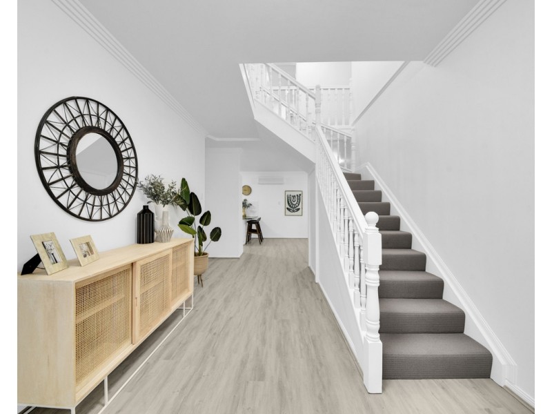 103 Saturn Crescent, Bridgeman Downs QLD 4035