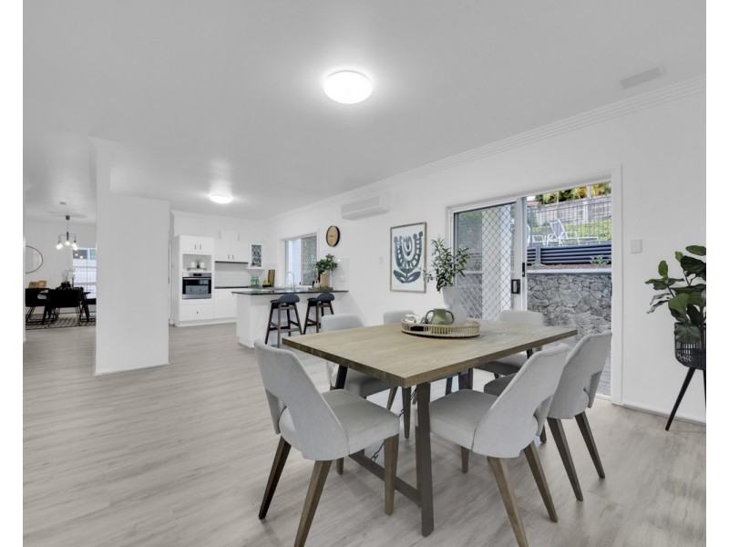 103 Saturn Crescent, Bridgeman Downs QLD 4035