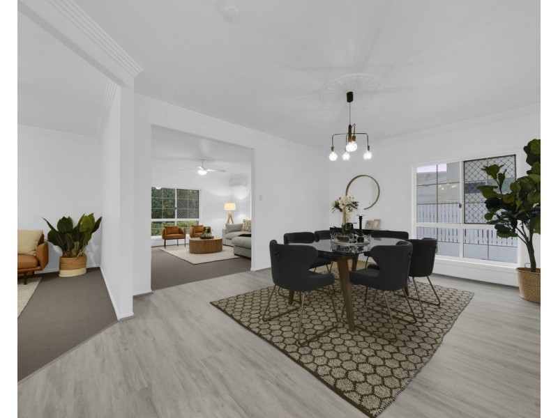 103 Saturn Crescent, Bridgeman Downs QLD 4035