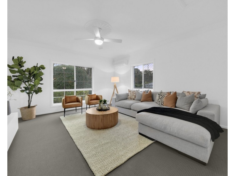 103 Saturn Crescent, Bridgeman Downs QLD 4035