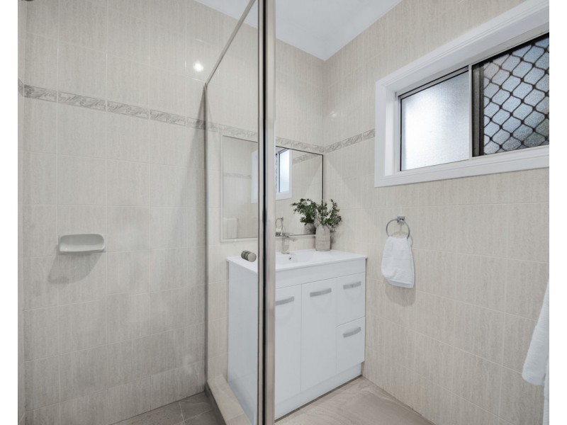 103 Saturn Crescent, Bridgeman Downs QLD 4035