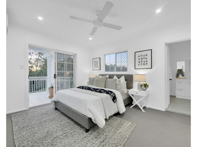 103 Saturn Crescent, Bridgeman Downs QLD 4035