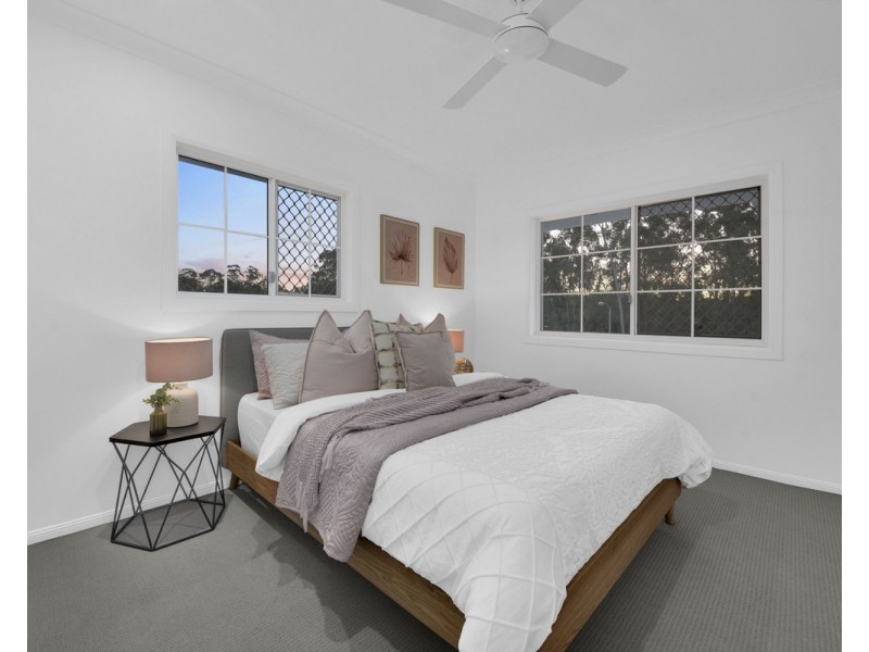 103 Saturn Crescent, Bridgeman Downs QLD 4035