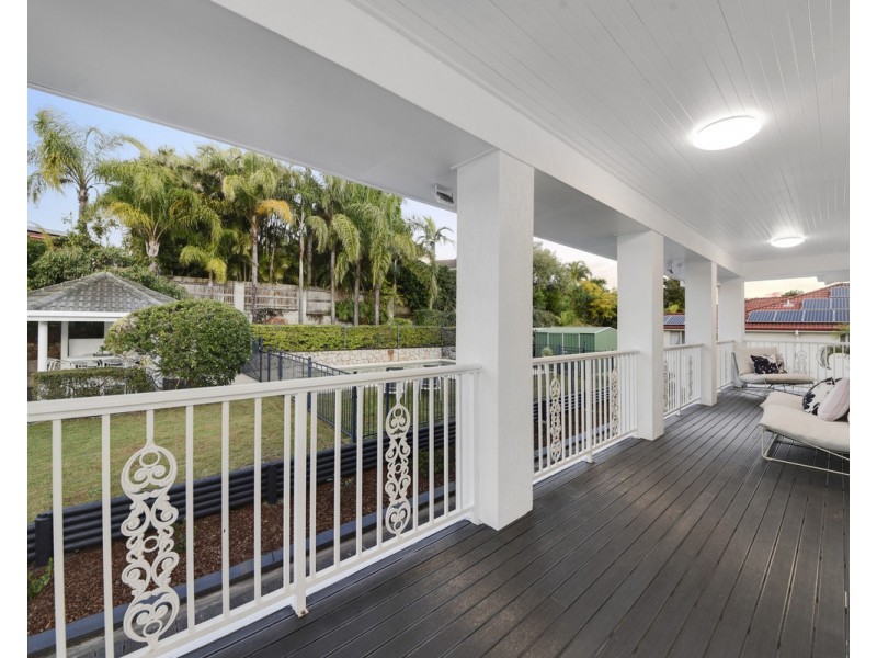 103 Saturn Crescent, Bridgeman Downs QLD 4035