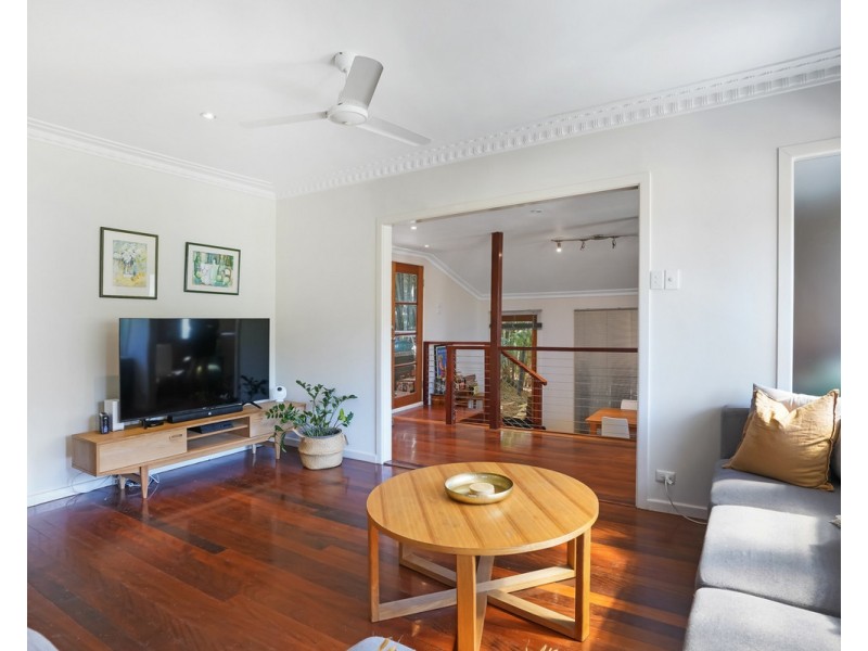 16 Glenhaven Street, Kedron QLD 4031