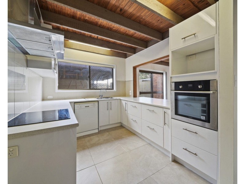 2/11 Balcara Avenue, Carseldine QLD 4034