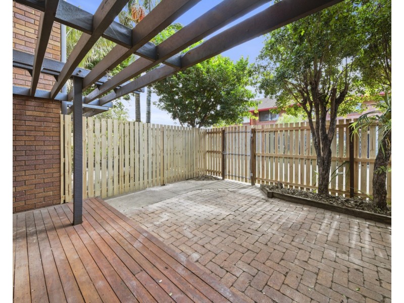 2/11 Balcara Avenue, Carseldine QLD 4034