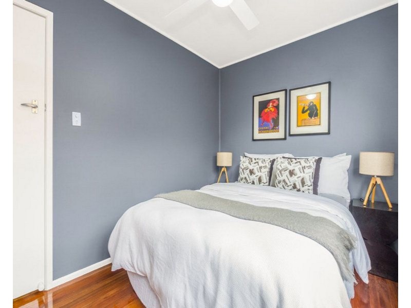 16 Kilburn Street, Chermside QLD 4032