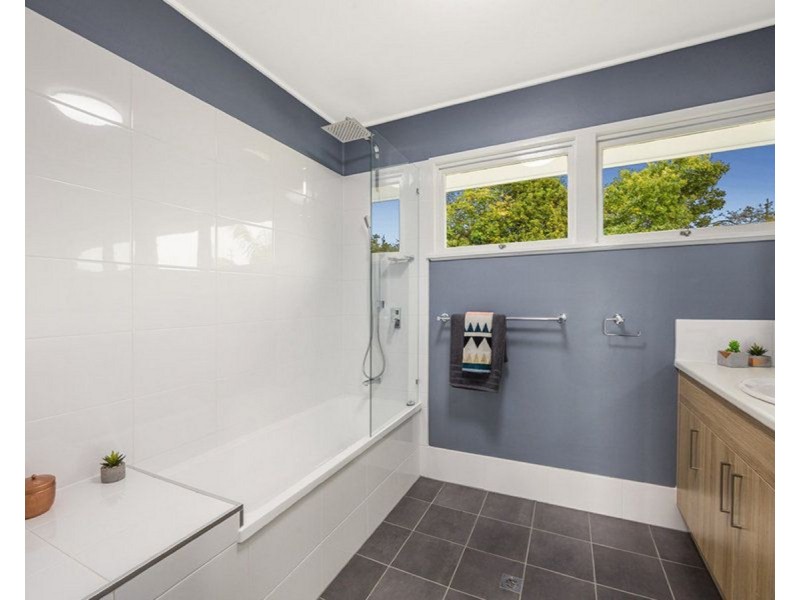 16 Kilburn Street, Chermside QLD 4032