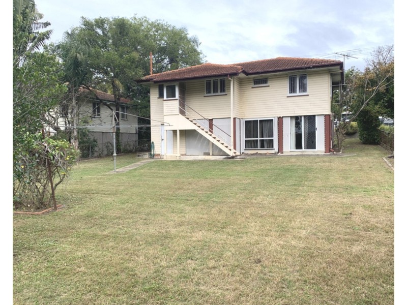 39 Reinhold Crescent, Chermside QLD 4032