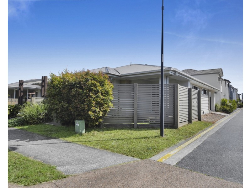 52 Hinchinbrook Avenue, Fitzgibbon QLD 4018