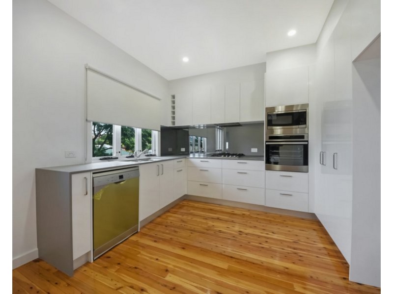 12 Tathra Street, Stafford QLD 4053