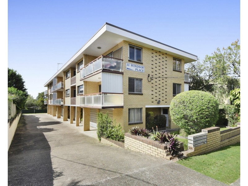 2/11 Windsor Street, Nundah QLD 4012