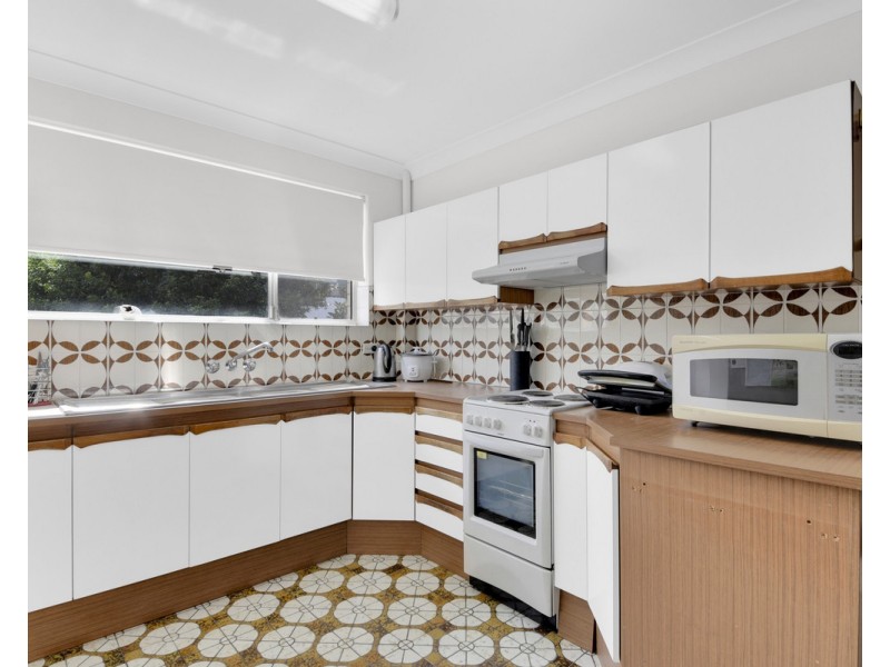 2/11 Windsor Street, Nundah QLD 4012