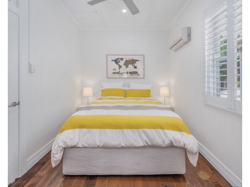 26 Soudan Street, Bardon QLD 4065