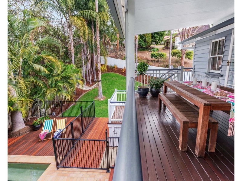 26 Soudan Street, Bardon QLD 4065