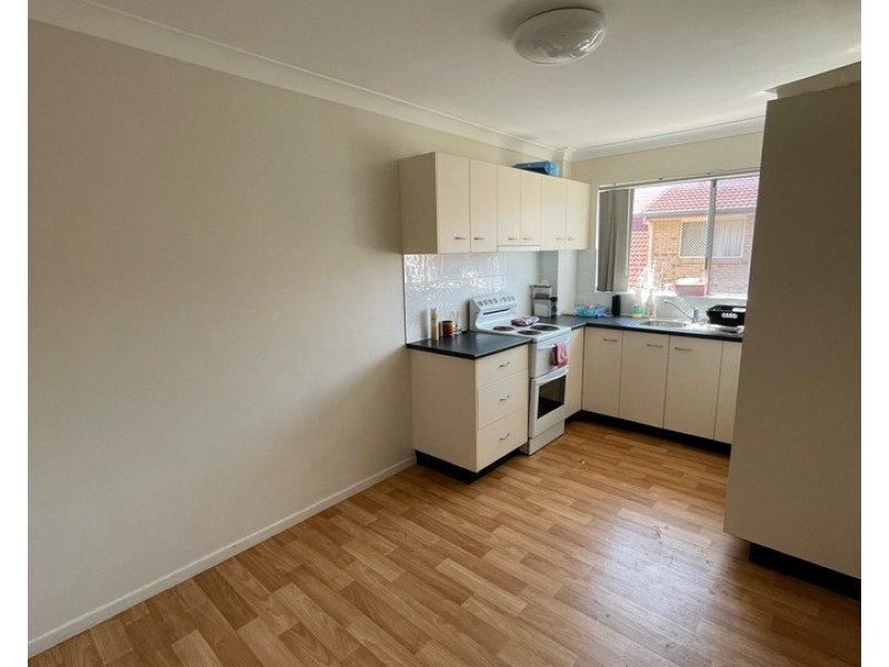 2/60 Wallace Street, Chermside QLD 4032