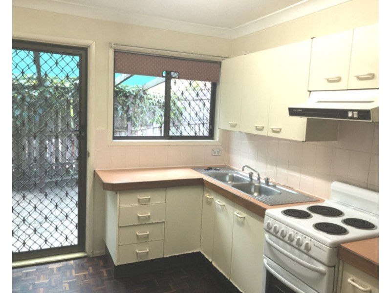 10/93-95 Barbaralla Drive, Springwood QLD 4127