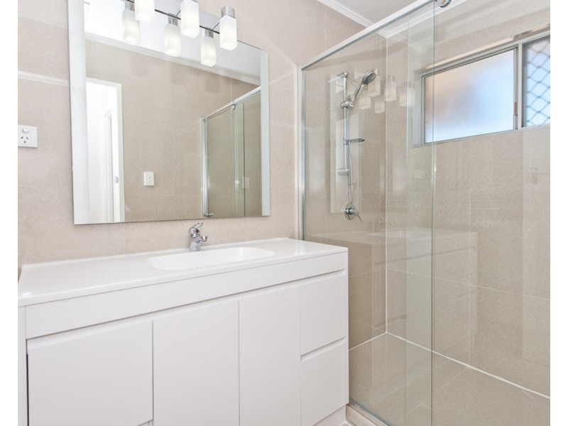 2 Rockett Street, Aspley QLD 4034