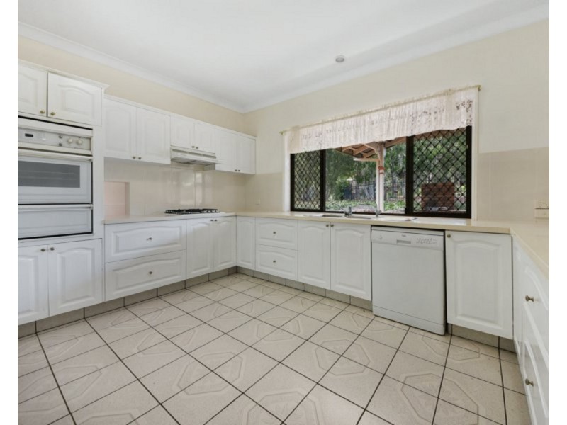 343 Bridgeman Road, Bridgeman Downs QLD 4035