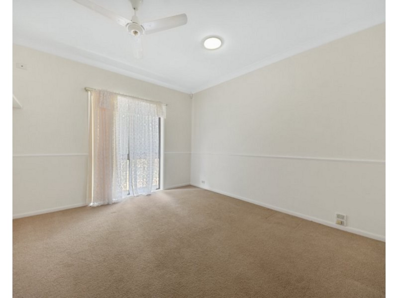 343 Bridgeman Road, Bridgeman Downs QLD 4035