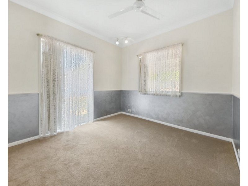 343 Bridgeman Road, Bridgeman Downs QLD 4035