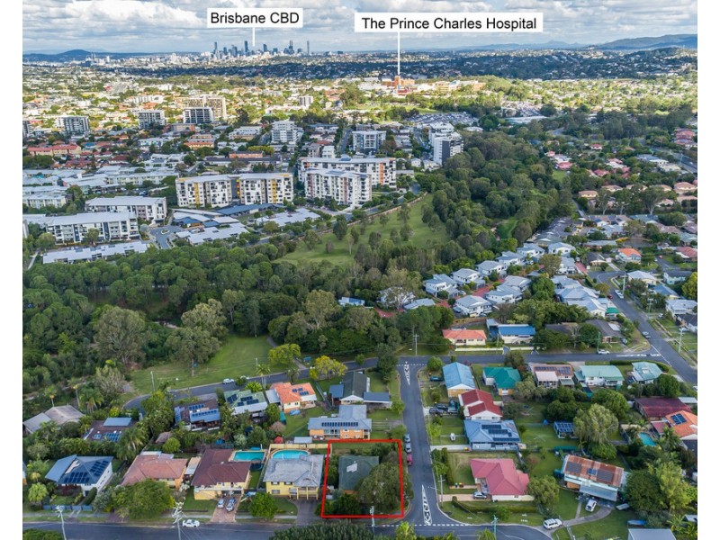 9 Galena Street, Chermside QLD 4032