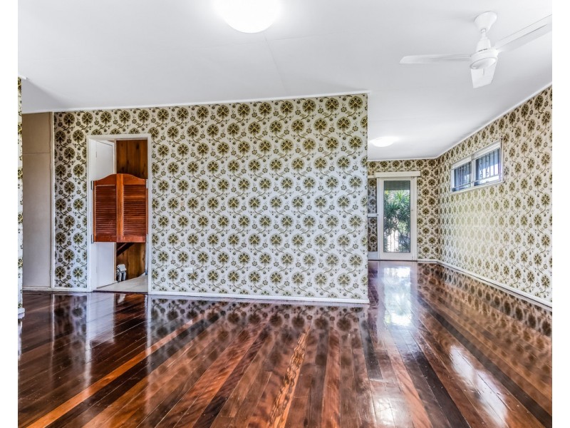 9 Galena Street, Chermside QLD 4032